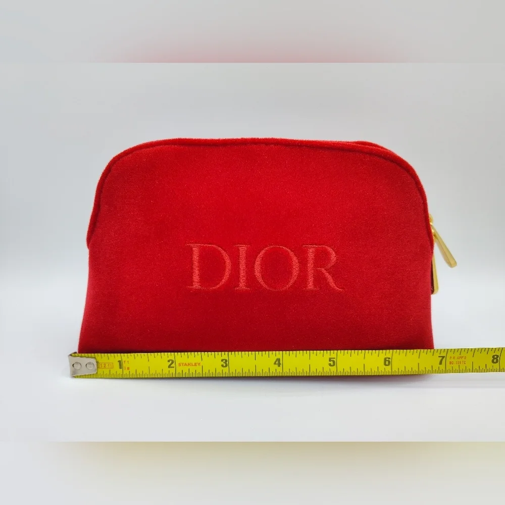 2024 DIOR Red Velvet Beauty Pouch Gold Zips Holiday VIP Cosmetic Bag NWOT - Picture 7 of 10